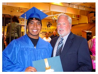 2007scholarship01.jpg